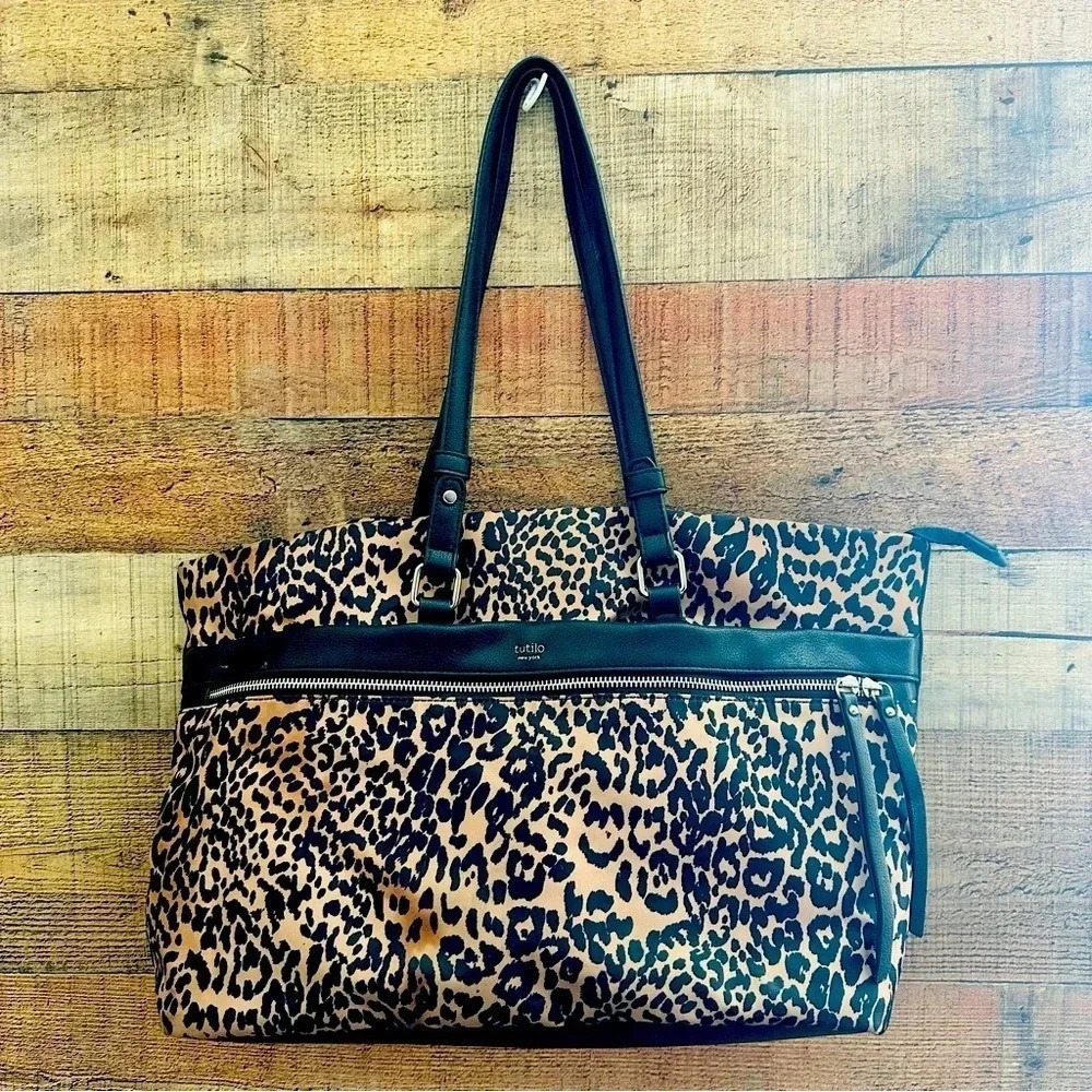 Tutilo Leopard Carey The Day Large Bag